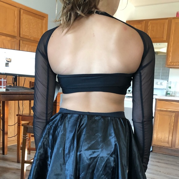 Double Platinum BLACK Mesh Crop Top- SZ Medium - Picture 8 of 9